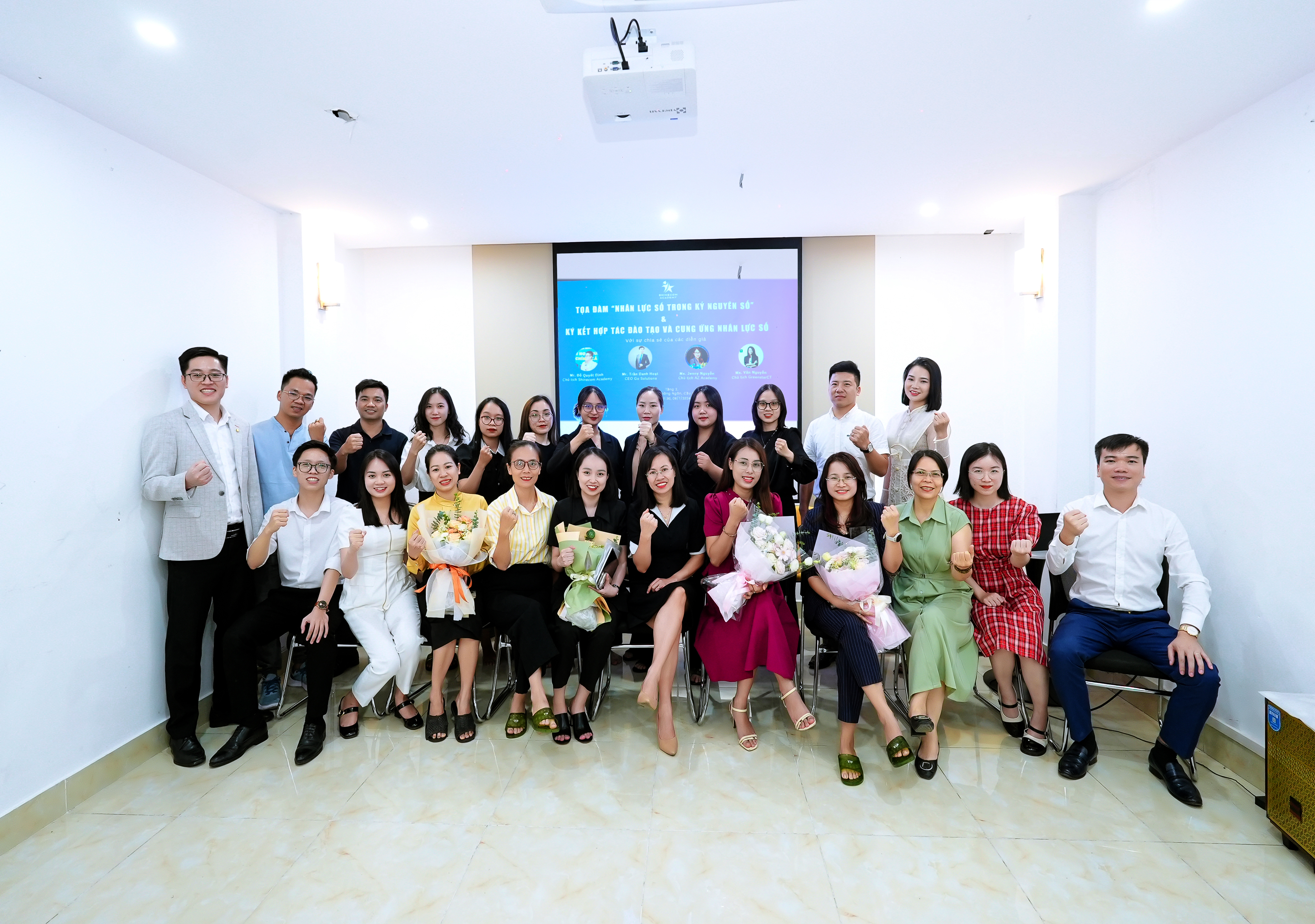 Gốc rễ tổ chức hạnh phúc